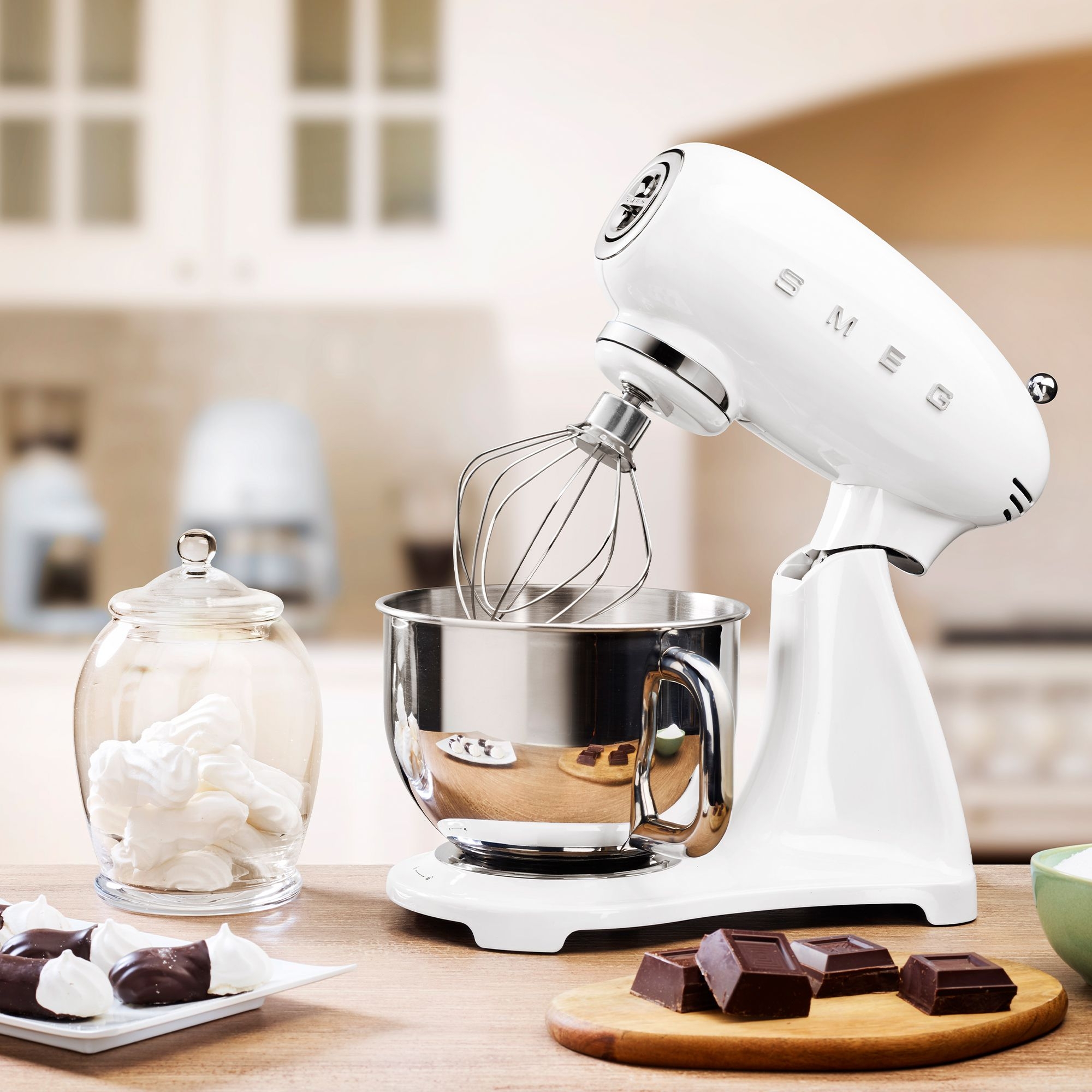 Smeg - Küchenmaschine SMF03 - Full-Color - Weiß Smeg - Küchenmaschine SMF03 - Full-Color - Weiß