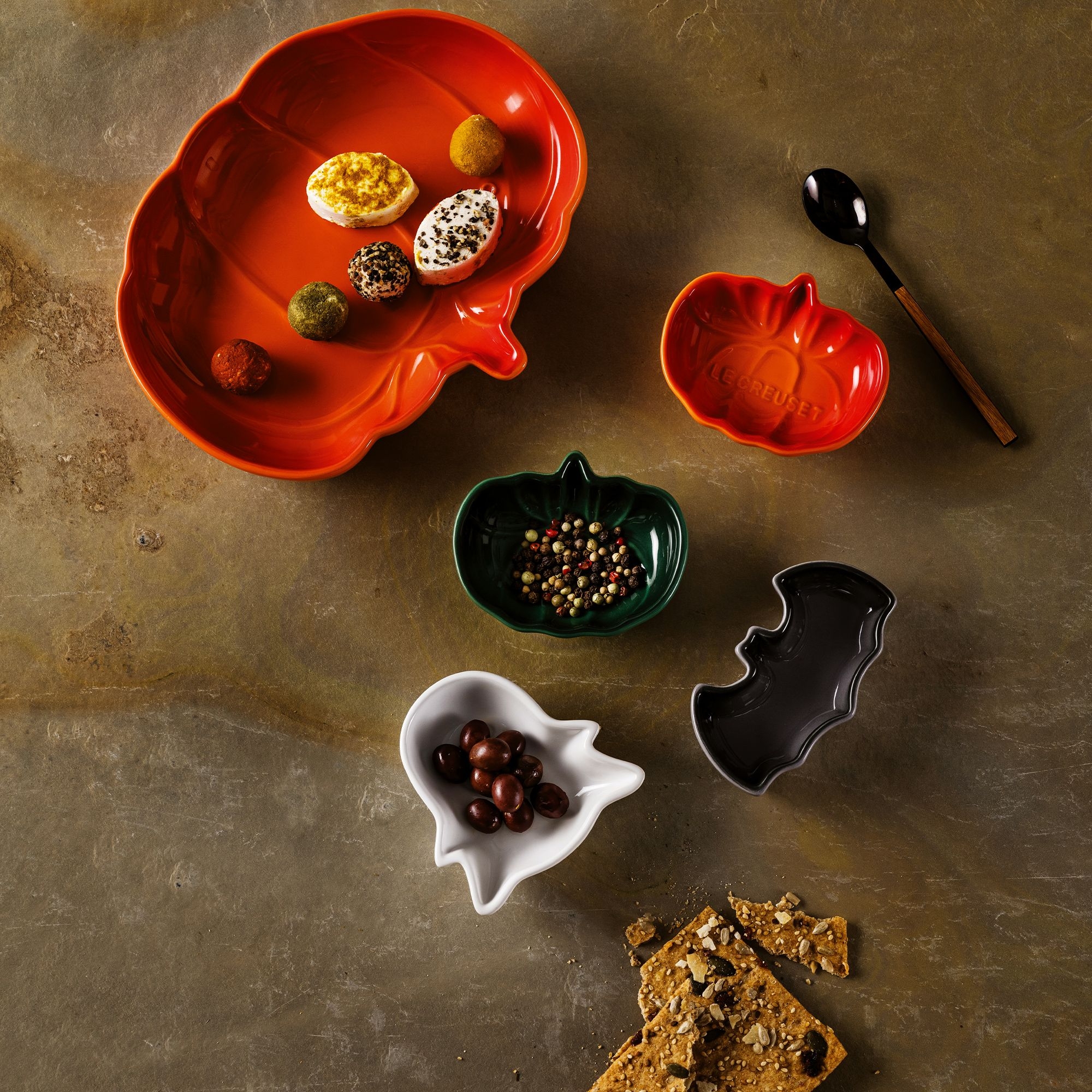Le Creuset - Stoneware Pumpkin Plate 25 cm - Volcanic