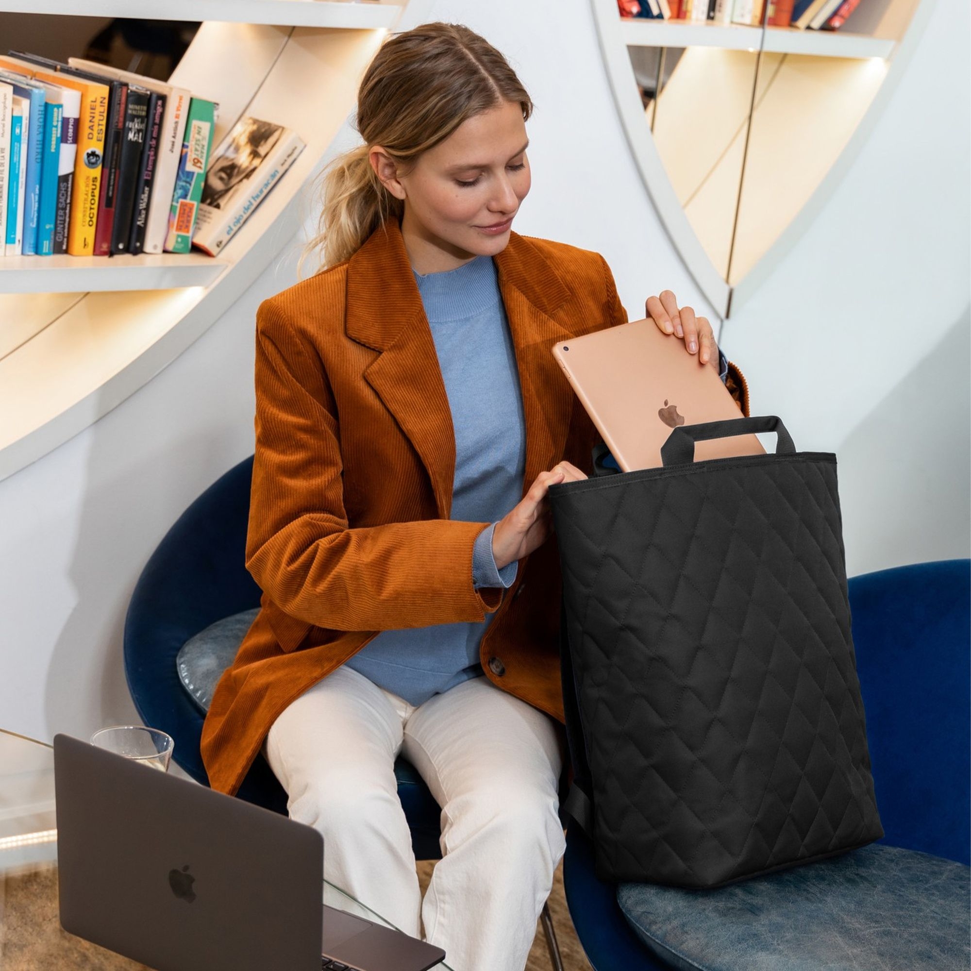 reisenthel - shopper backpack -  rhombus black