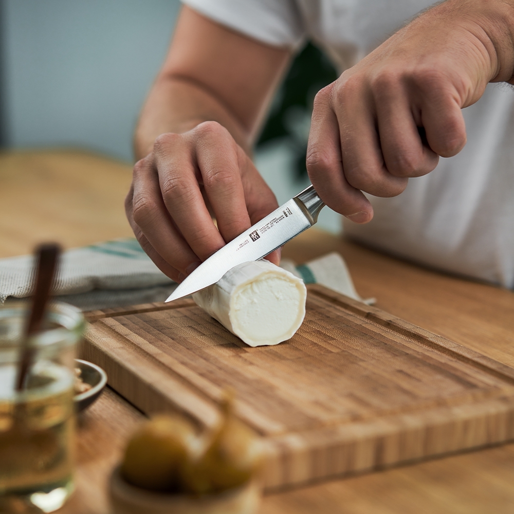 ZWILLING - Spick- und Garniermesser | Vier Sterne | 10 cm ZWILLING - Spick- und Garniermesser | Vier Sterne | 10 cm