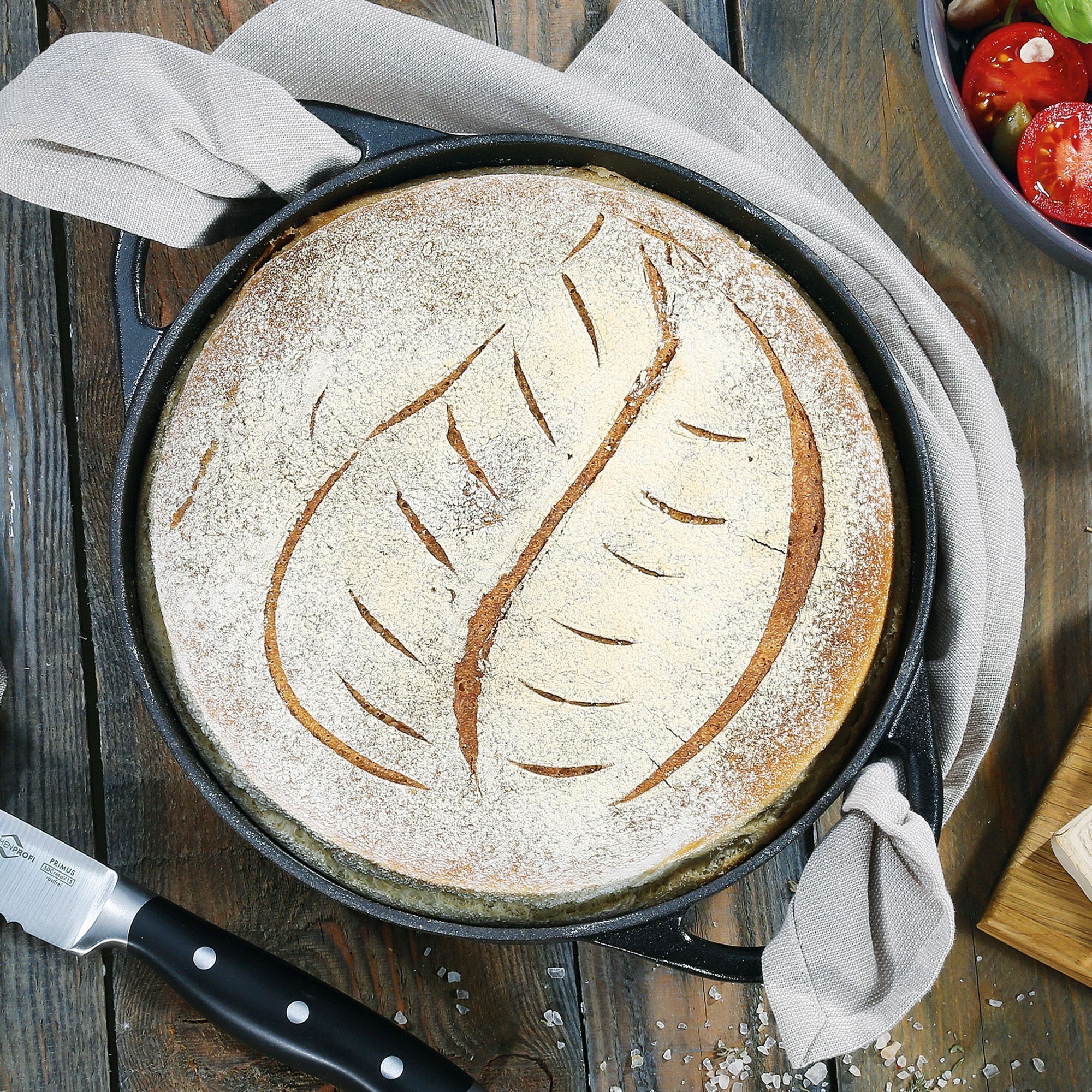 Round fine stainless steel sieve with long handle