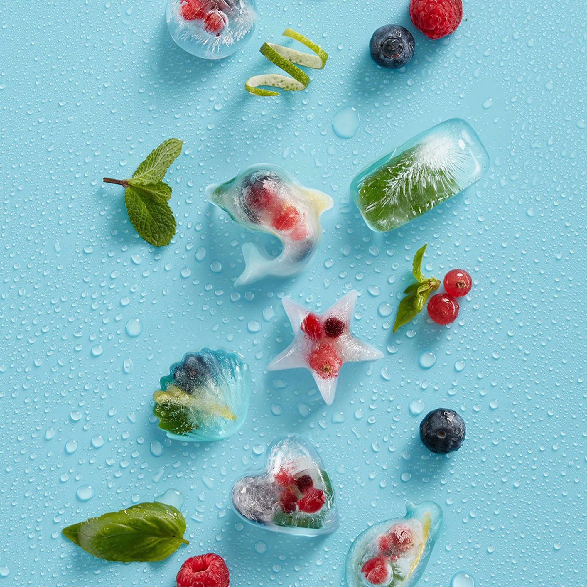 Lékué - ice cube maker with lid, penguin, turquoise