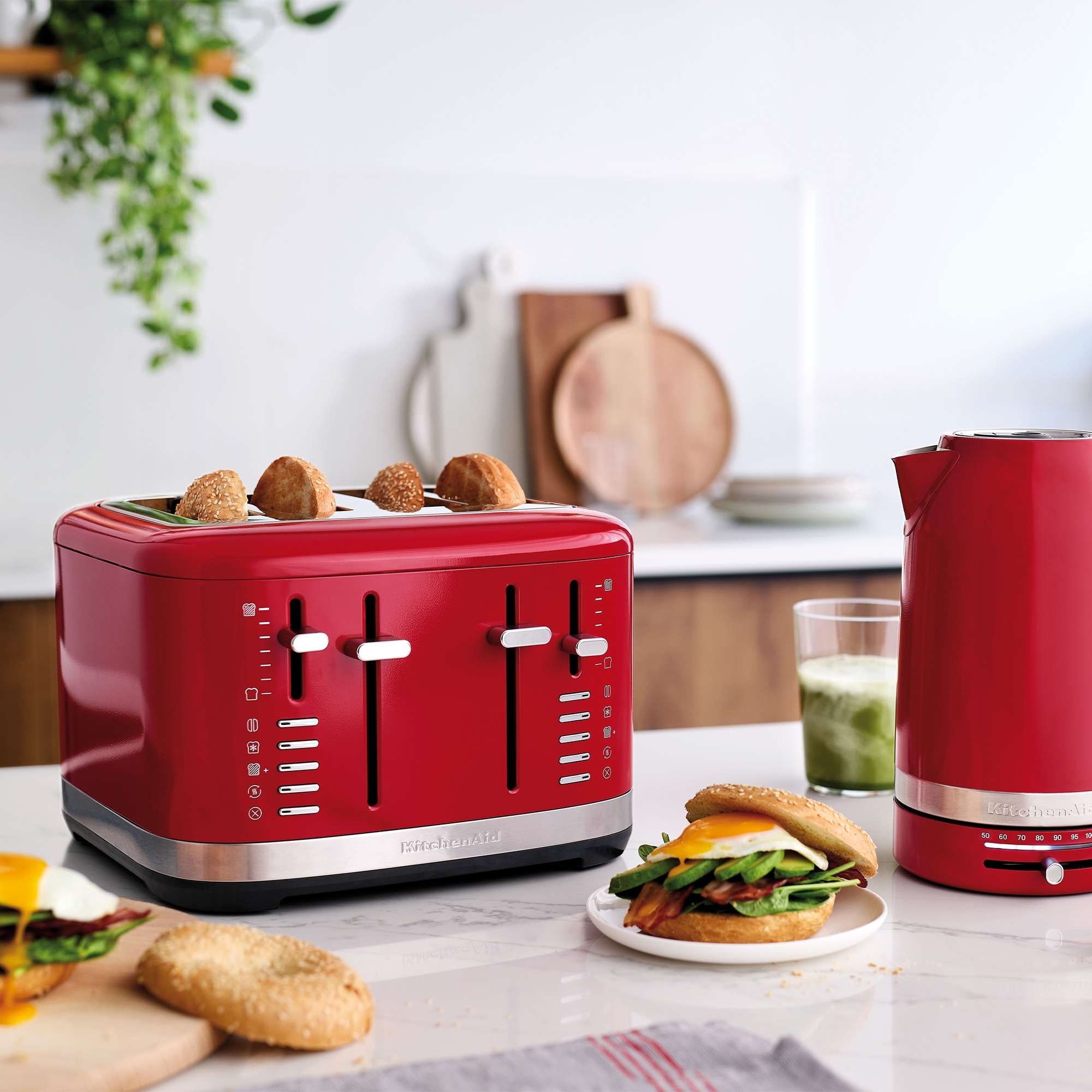 KitchenAid - Toaster with manual operation for 4 slices - Empire Red KitchenAid - Toaster with manual operation for 4 slices - Empire Red
