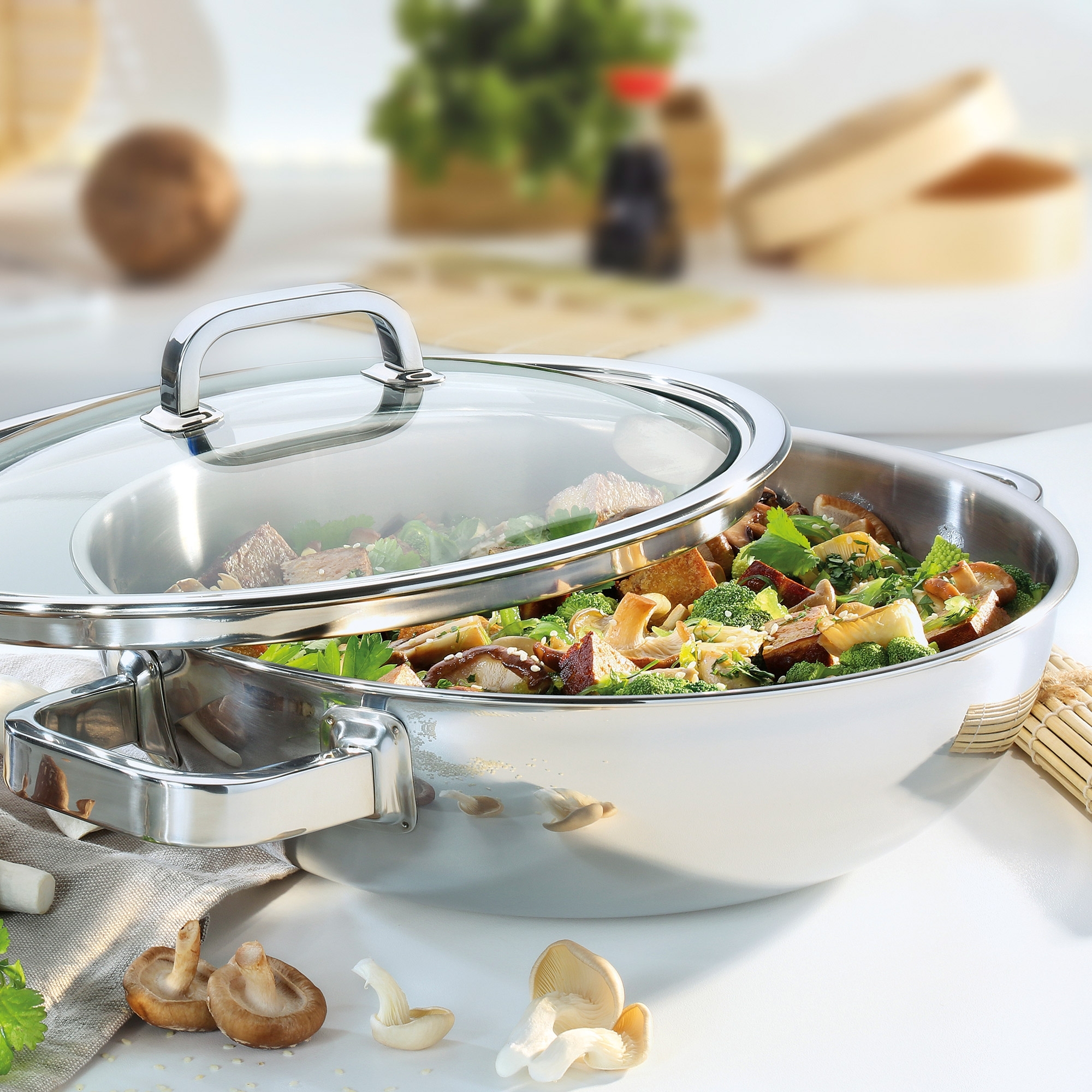 Spring - Wok mit Glasdeckel FINESSE2+ 30 cm Spring - Wok mit Glasdeckel FINESSE2+ 30 cm