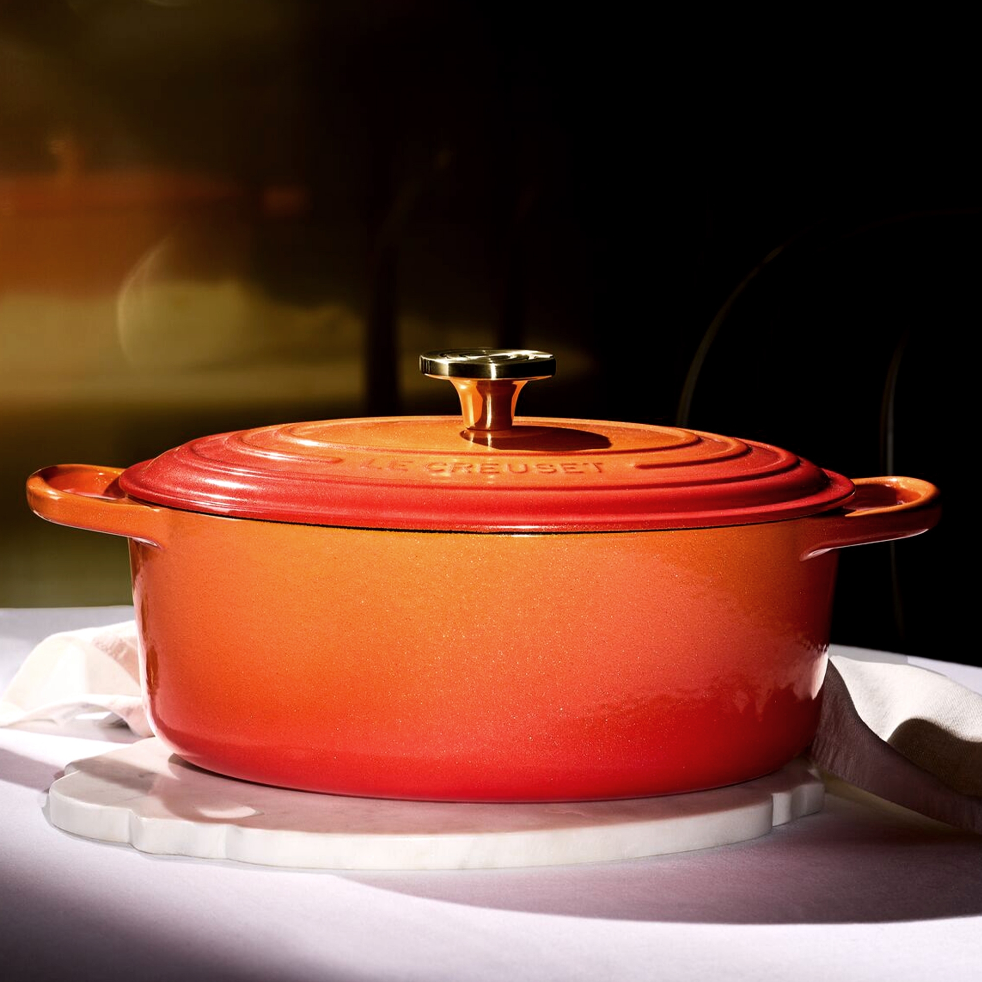 Le Creuset - Signature roasting pan oval 29 cm - FLAMME DORÉE Le Creuset - Signature roasting pan oval 29 cm - FLAMME DORÉE