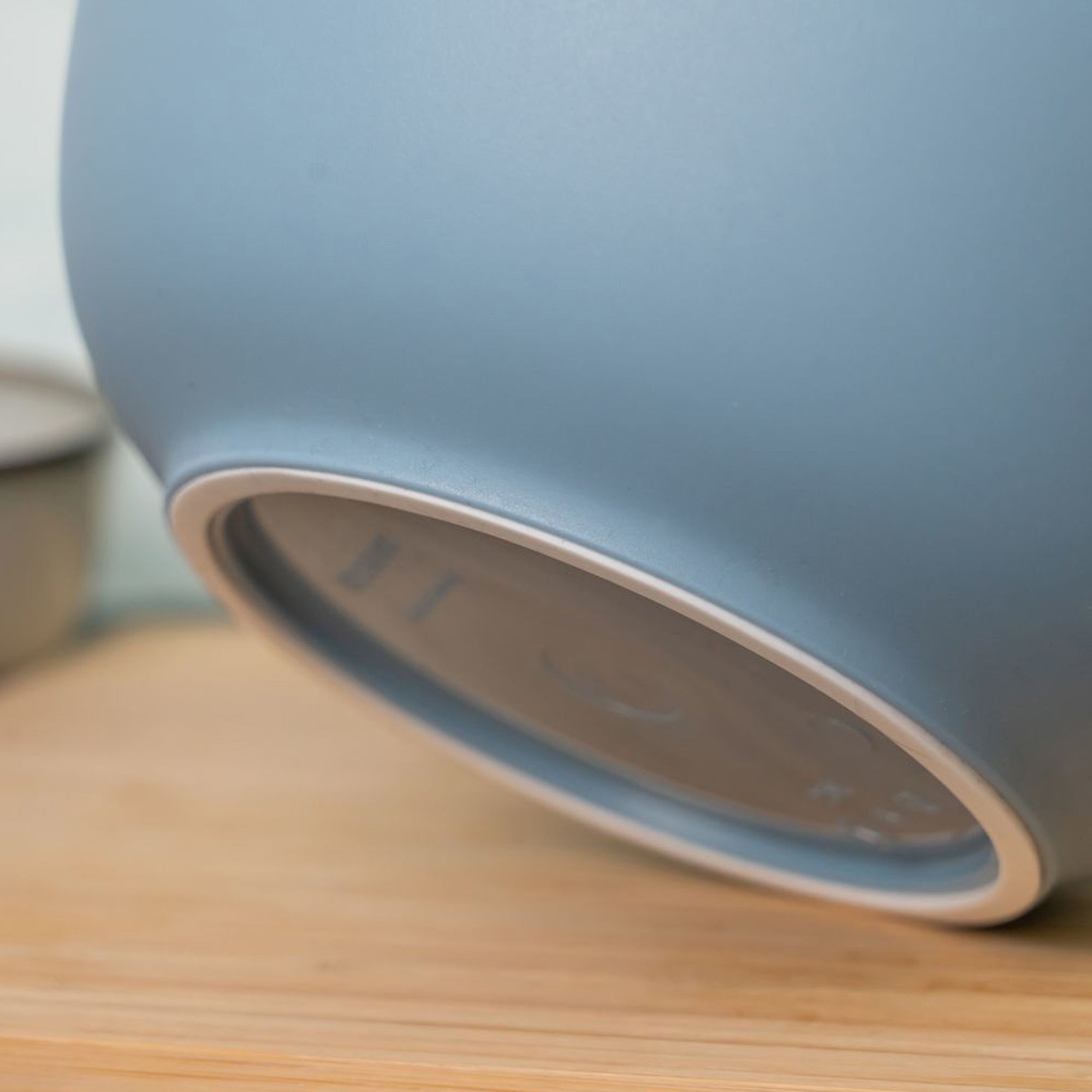 Westmark blue/white mixing bowl with non-slip rubber base