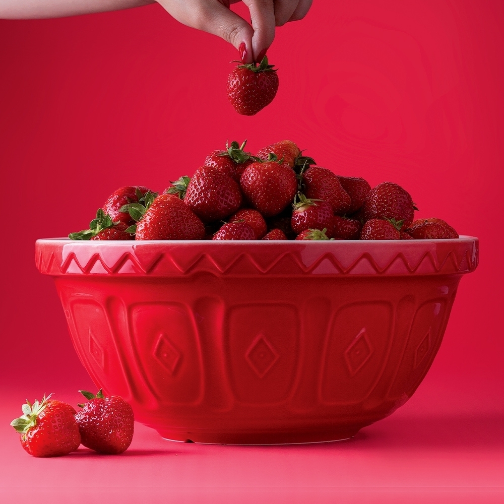 Mason Cash - Colour Mixing Bowl - Red | in 3 Sizes Mason Cash - Colour Mixing Bowl - Red | in 3 Sizes