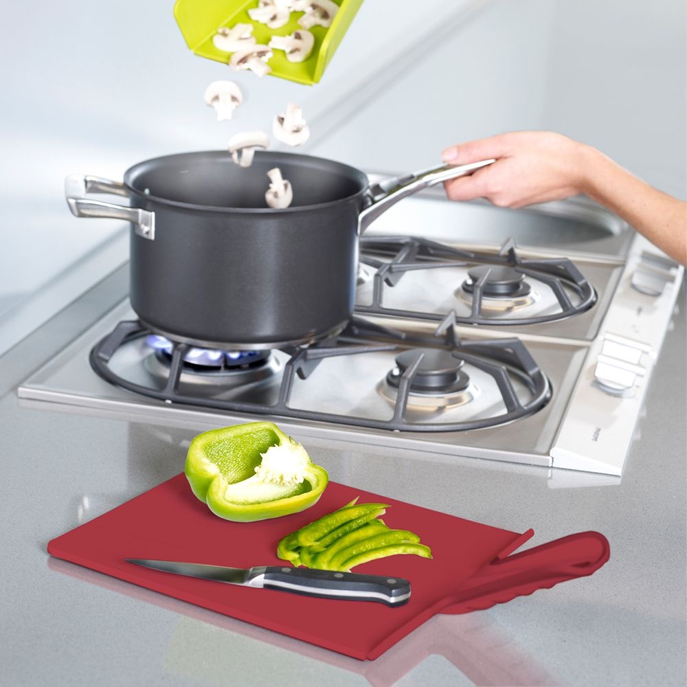 Joseph Joseph - Chop2Pot™ Plus Chopping board