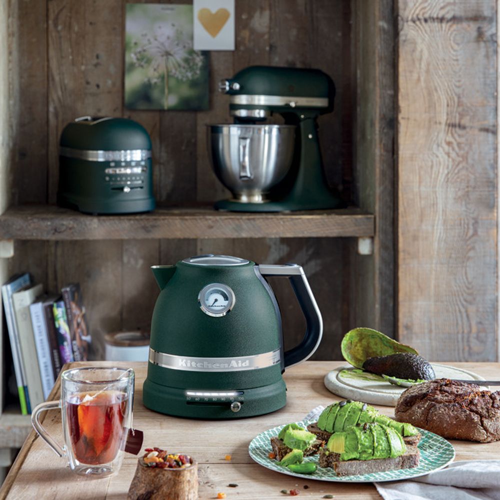 KitchenAid - Artisan 1.5 L Kettle - Pebbled palm KitchenAid - Artisan 1.5 L Kettle - Pebbled palm