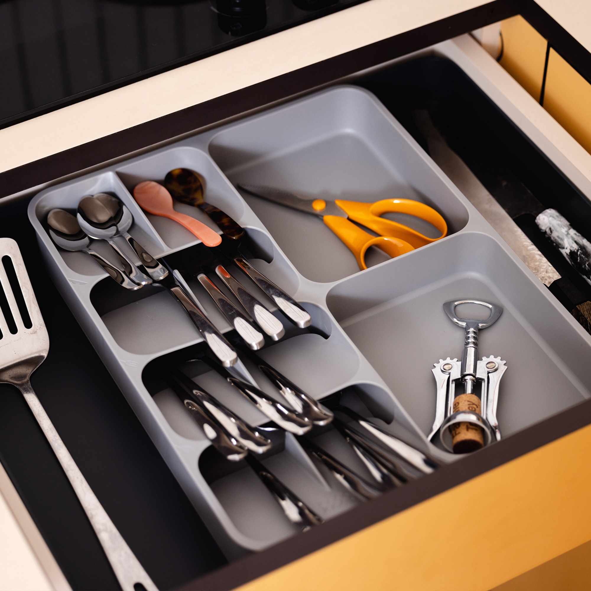 Joseph Joseph - DrawerStore™ Expandable Cutlery and Kitchen Accessories Organiser Joseph Joseph - DrawerStore™ Expandable Cutlery and Kitchen Accessories Organiser