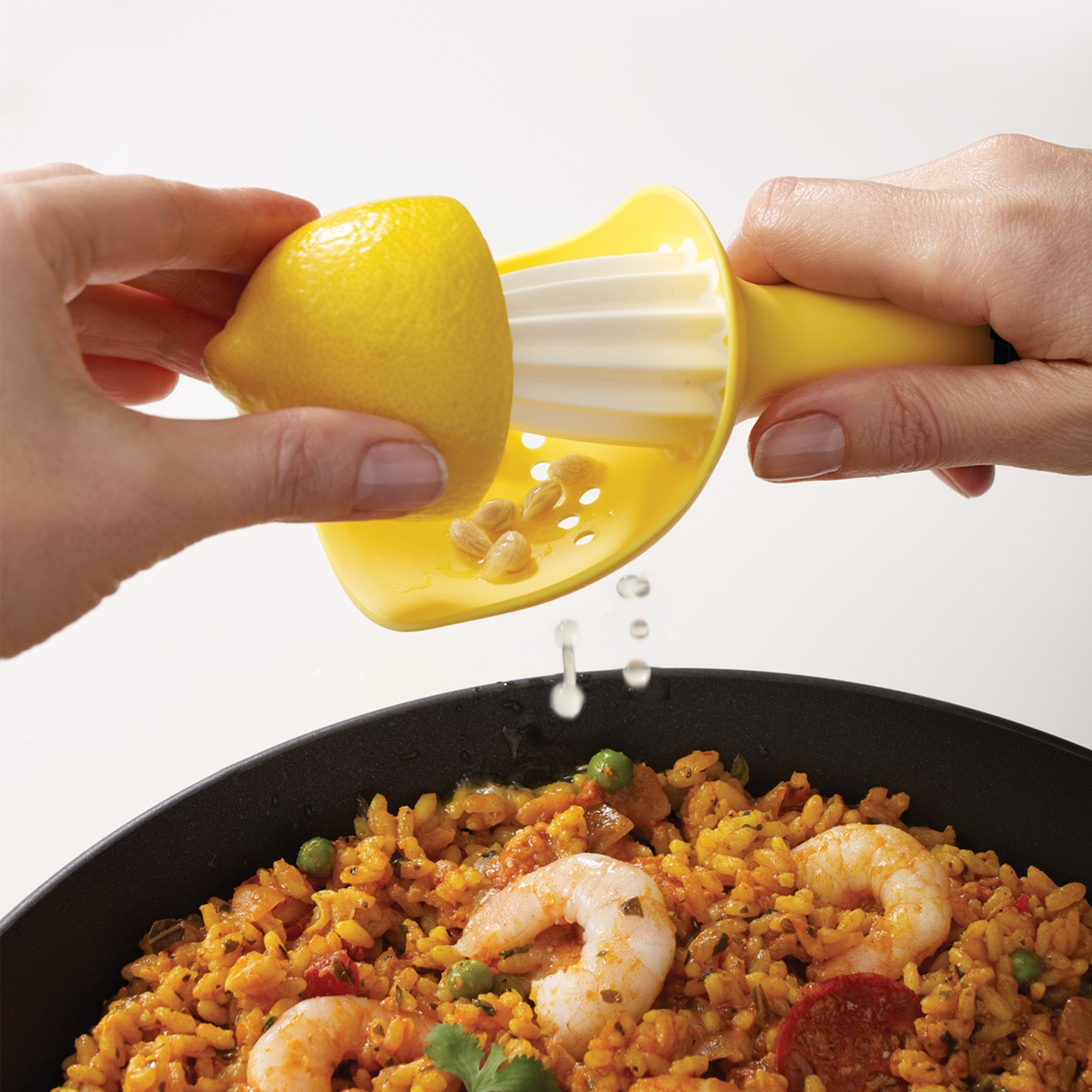 Joseph Joseph - Catcher™ Lemon Squeezer Joseph Joseph - Catcher™ Lemon Squeezer