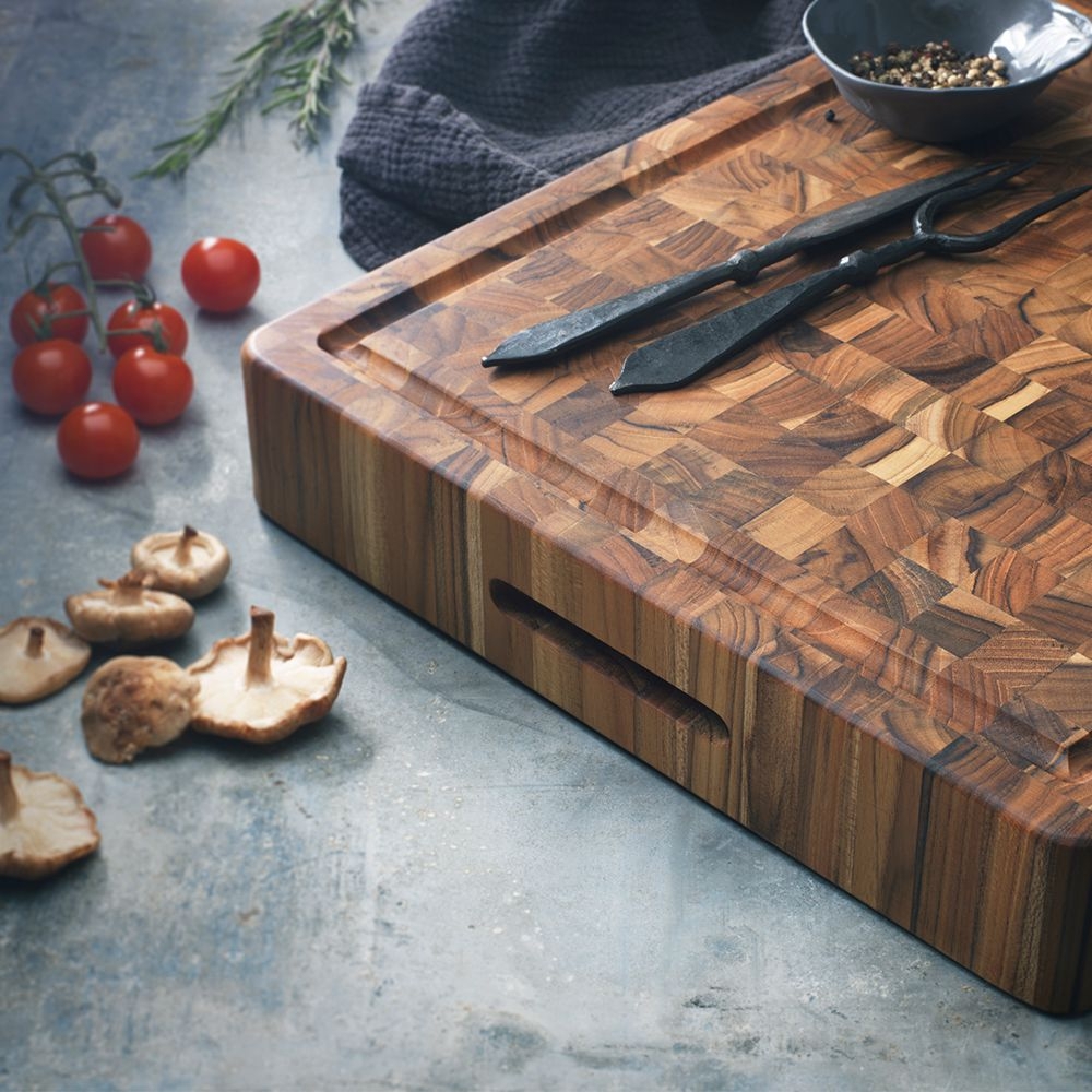 TeakHaus - End Grain Butcher Blocks - Teak cutting board TeakHaus - End Grain Butcher Blocks - Teak cutting board