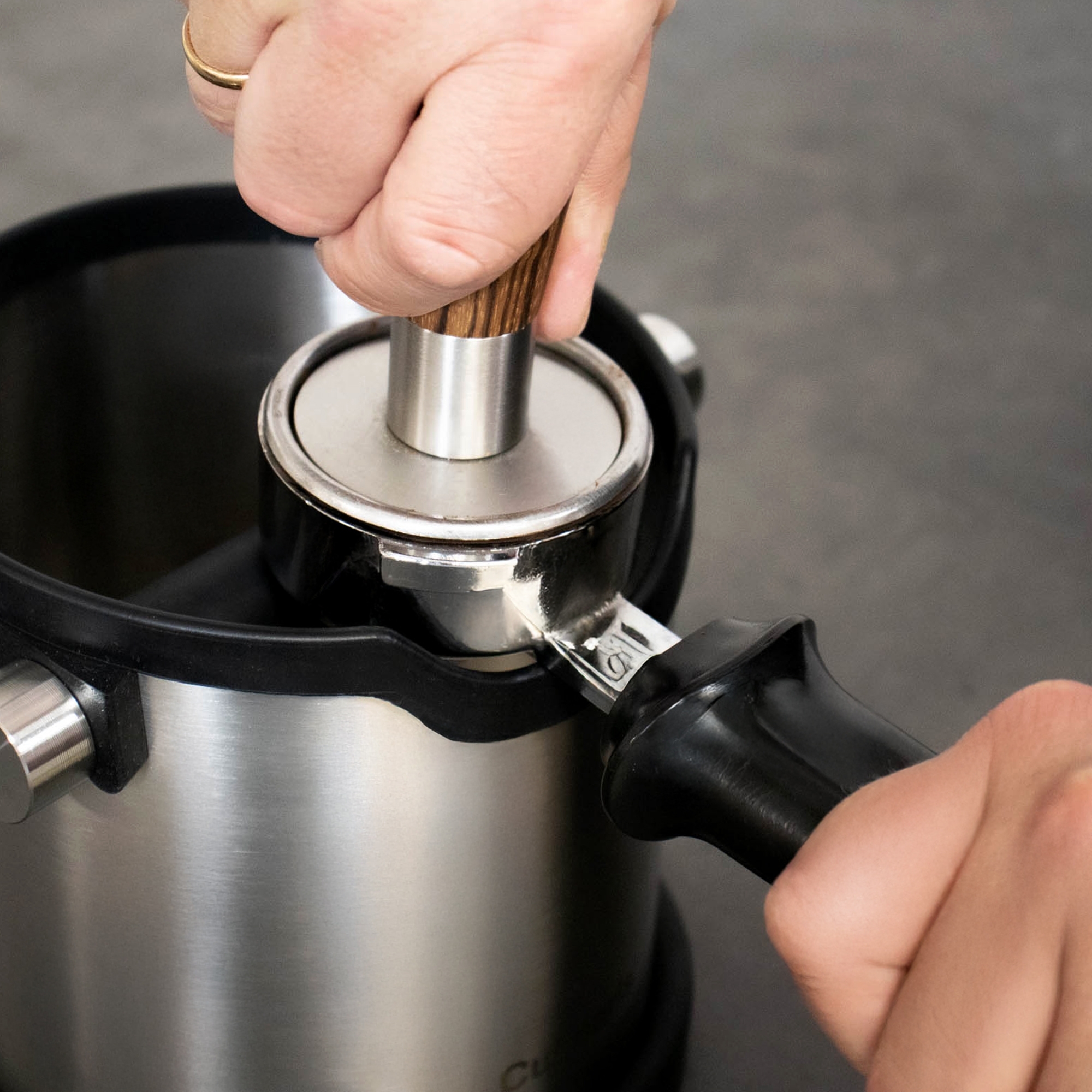 Culinaris stainless steel matt espresso knock box in use