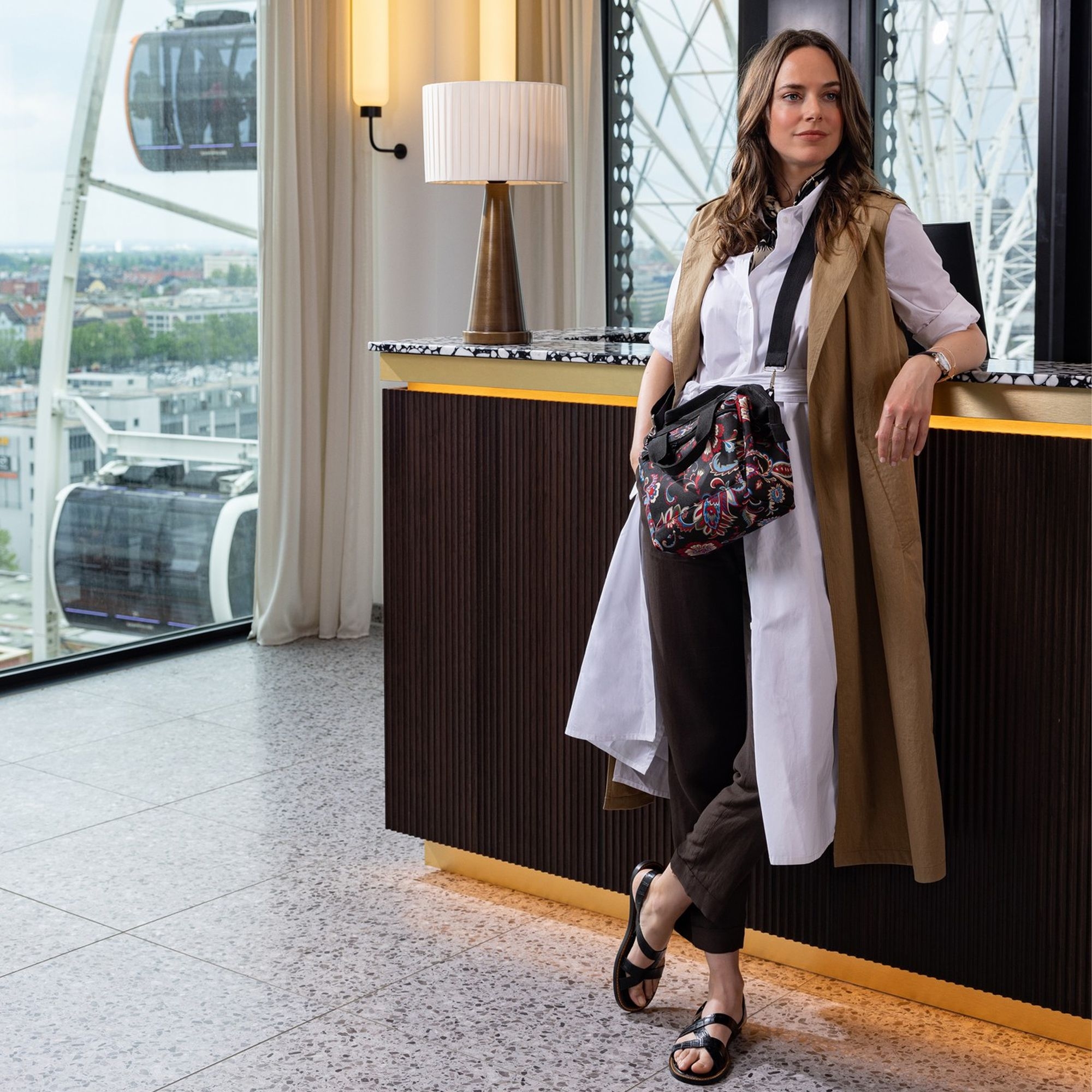 reisenthel - allrounder cross - paisley black reisenthel - allrounder cross - paisley black