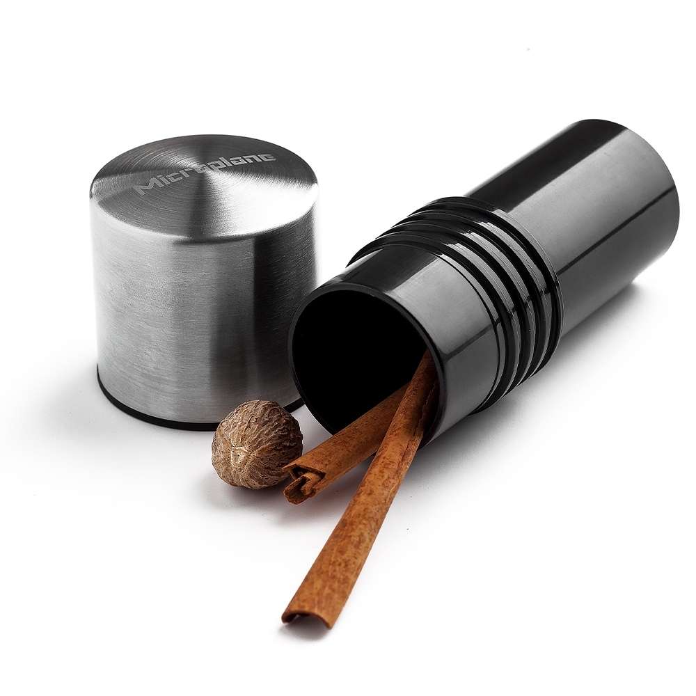 Microplane - Muskatmühle 2in1 - Edelstahl Microplane - Muskatmühle 2in1 - Edelstahl