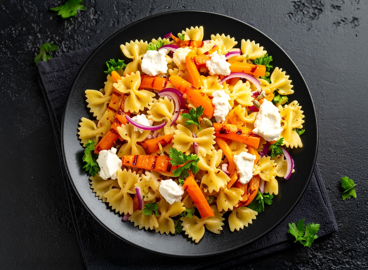 Nudelsalat_mit_geroesteten_Paprika_1287